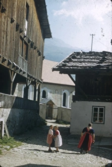 Images Dated 9th August 2012: Street scene in Wachau valley, Austria