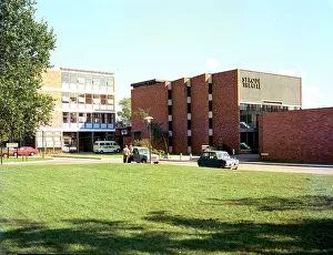 Strode Theatre, Street
