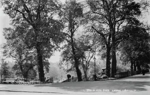 Leisurely Prints: A Stroll in Hyde Park