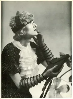 Studio photo of a fashionable woman
