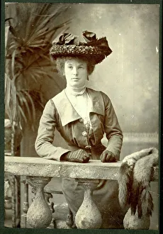 Holyhead Prints: Studio photo, woman in a hat