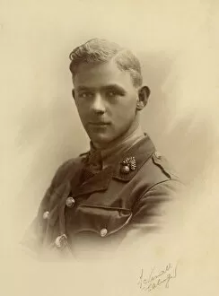 Badge Gallery: Studio photo, young man in army uniform, WW1