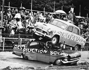 STUNT CARS