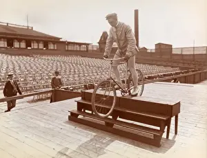 Stunt cyclist
