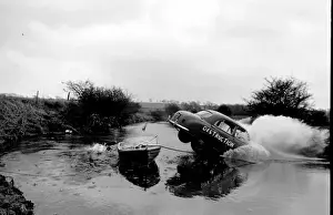 Stuntman attempts to fly car over river