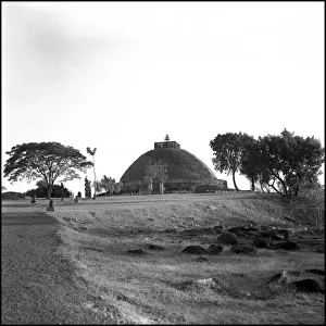Stupa Prints: Stupa at Sanchi, Central India