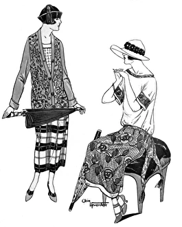 Images Dated 26th July 2016: Stylish young ladies talking to each other