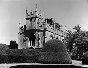 Topiary Prints: Sudeley Chapel, Sudeley Castle, Gloucestershire, England