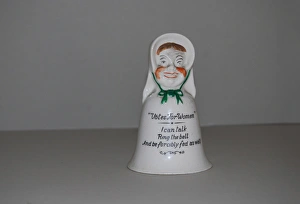 Images Dated 17th October 2013: Suffragette Crested Bell Forcibly Fed