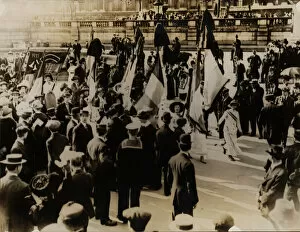 Demonstrators Collection: Suffragette demonstration Trafalgar Square