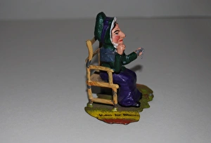 Images Dated 17th October 2013: Suffragette Votes for Women Painted Figure