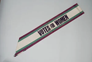 Images Dated 9th October 2013: Suffragette W. S. P. U Sash Votes for Women