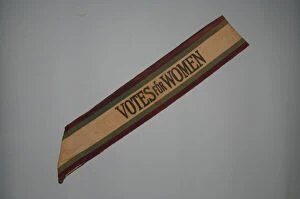 Images Dated 9th October 2013: Suffragette W.S.P.U Sash Votes for Women