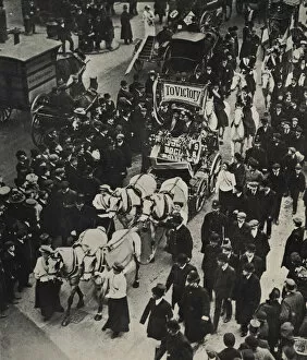 Released Gallery: Suffragettes Released Emmeline & Christabel Pankhurst