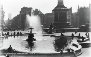 Notable Prints: Sunday in Trafalgar Square