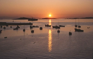 Images Dated 14th March 2017: Sunset in the harbour, St Marys, Isles of Scilly