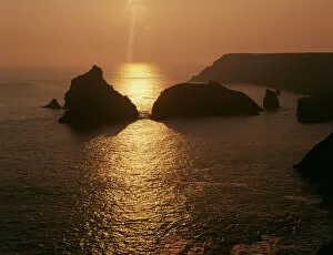 Setting Gallery: Sunset at Kynance Cove, The Lizard, Cornwall