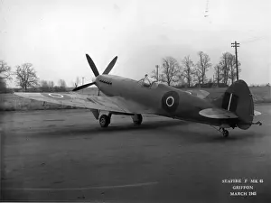 Supermarine Seafire F45 LA432 March 1945