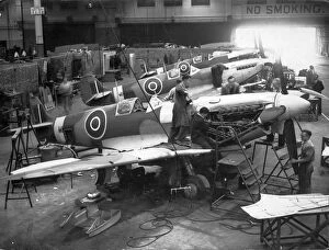 1943 Collection: Supermarine Spitfire manufacture October 1943