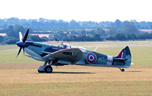 Displays Prints: Supermarine Spitfire T Mk. IX G-CTIX - PT462