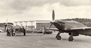 Amau Gallery: Supermarine Spitfire Vb, AB910 and Hawker Hurricane