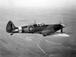 Supermarine Prints: Supermarine Spitfire XII EN221