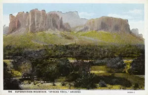 Superstitution Mountain - Apache Trail - Arizona, USA