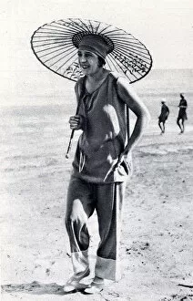 Images Dated 2nd October 2018: Suzanne Lenglen at the Venice Lido, 1926