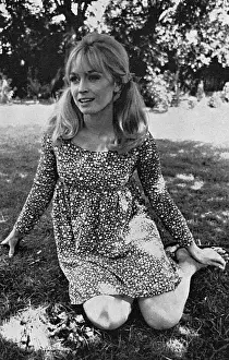 Actresses Prints: Suzy Kendall in Biba
