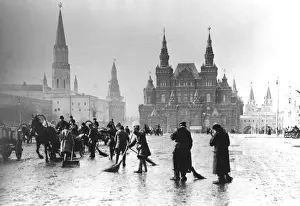 Cleaners Prints: Sweepers on Red Square, Moscow