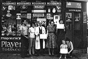 Closing Gallery: Sweetshop and tobacconist in Peckham, London