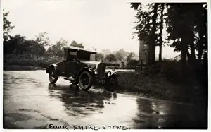 Swift Vintage Car, Four Shire Stone, Moreton-in-Marsh, Engla