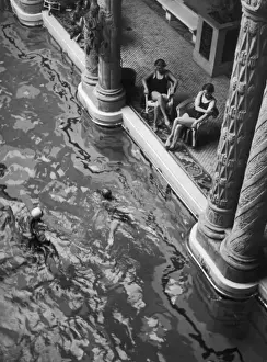 Pools Prints: Swimming Pool 1930S