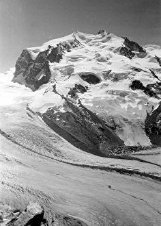 Swiss Alps: mountain peak with glacier