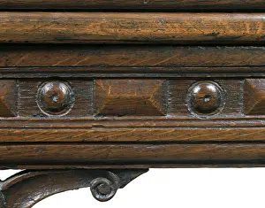 Table, detail