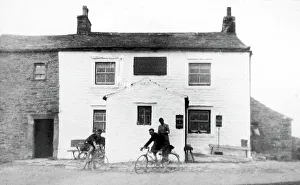 Highest Prints: Tan Hill Inn, possibly 1930s