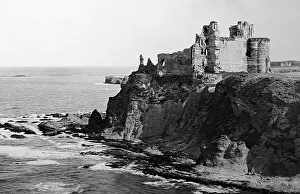 Berwick Prints: Tantallon castle, North Berwick, Victorian period