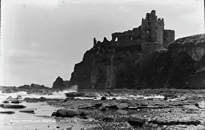 Berwick Prints: Tantallon Castle Ruins