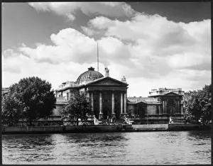 Tate Gallery