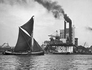 1940s Gallery: Tate & Lyle Refinery