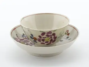 Tea bowl and saucer