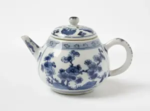 Teapot and lid