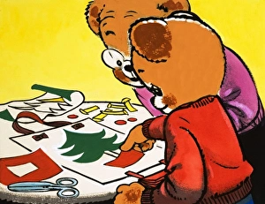 Images Dated 8th November 2007: Teddy Bears making Christmas decorations