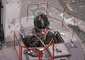 Complicated Gallery: Telephone Cable Repair