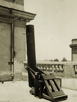 Images Dated 28th February 2009: Telescope on a roof