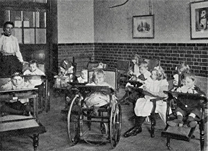 Images Dated 22nd September 2015: Tennyson Street School for Disabled, London - Basket Weaving