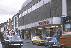 Images Dated 3rd October 2011: Tesco Supermarket