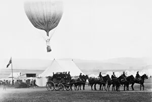 Aerial Photography Gallery: Tethered Observation Gas-Balloon As Used for Aerial-Phot?