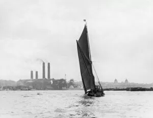 Barges Gallery: Thames Barge