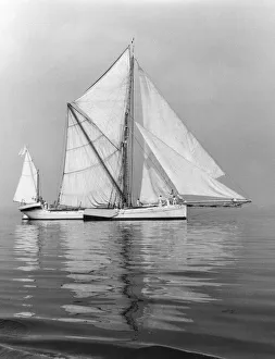 England Gallery: THAMES BARGE SARA